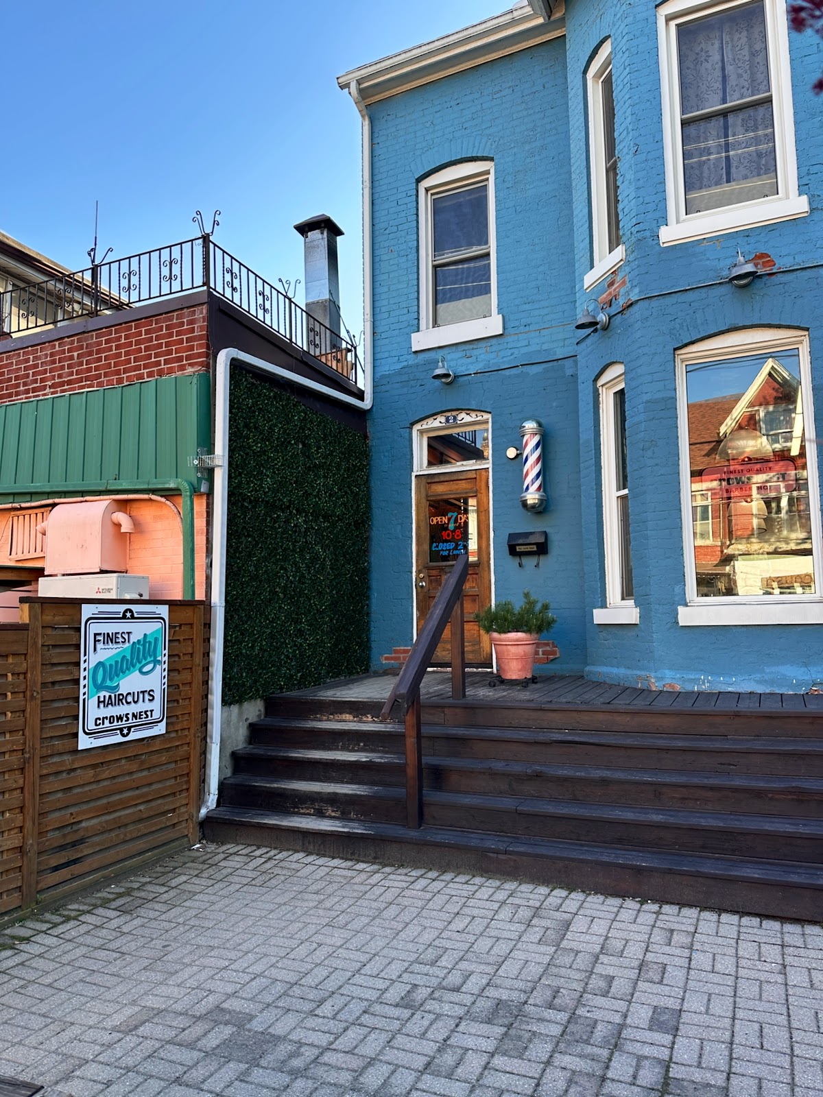 Crows Nest Barbershop — photo 2