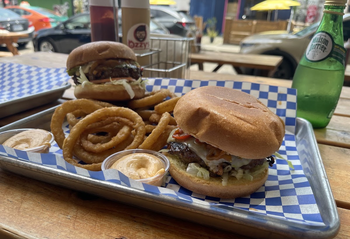 Ozzy's Burgers Toronto